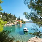 بيت للعطل Awesome In Mikulina Luka With Wifi *