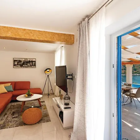 Awesome In Mikulina Luka With Wifi