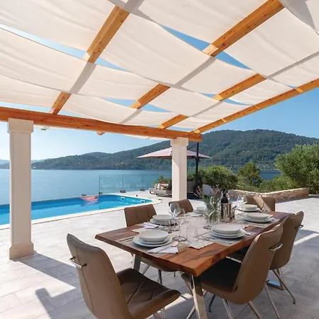 Hébergement de vacances Awesome In Mikulina Luka With Wifi Vela Luka