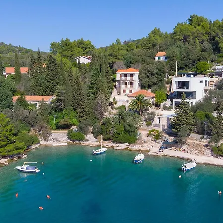 Front In Mikulina Luka Vela Luka