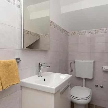 Σπίτι διακοπών Awesome In Mikulina Luka With Wifi Vela Luka