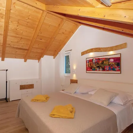 Awesome In Mikulina Luka With Wifi