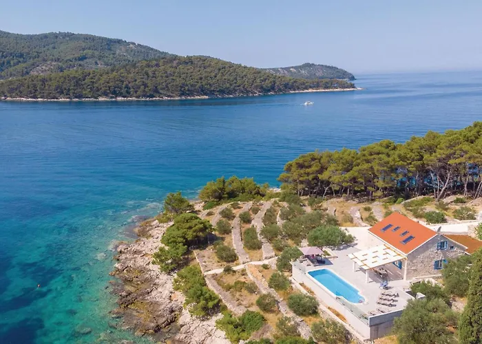 Awesome In Mikulina Luka With Wifi Casa de Férias *