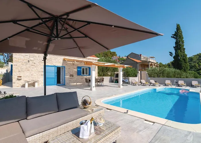 Casa de Férias Awesome In Mikulina Luka With Wifi *